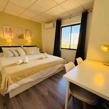 Torri Katur 2 Apartment *