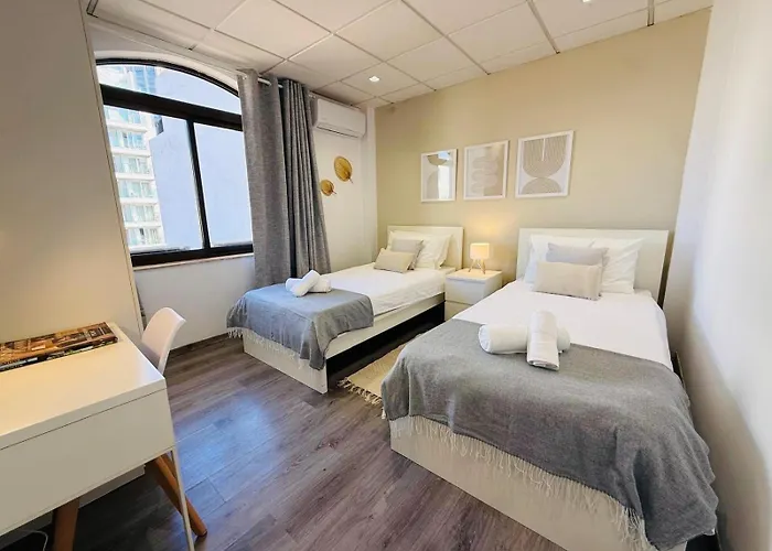 Torri Katur 2 Saint Julian's